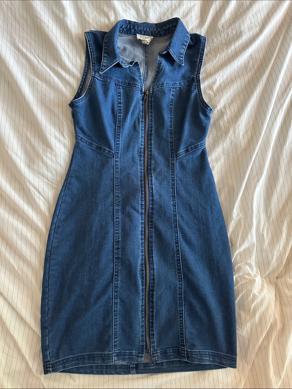 7th and Hudson - Sleeveless Zip-Front Denim Dress - Deep Blue - S